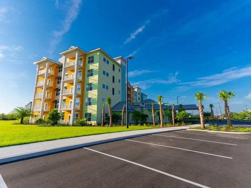 Embassy Suites by Hilton Orlando Sunset Walk · Anbieterbild von TUI
