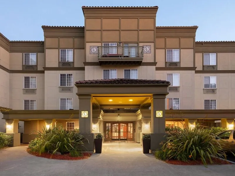 Larkspur Landing Extended Stay Suites Hillsboro · Anbieterbild von TUI