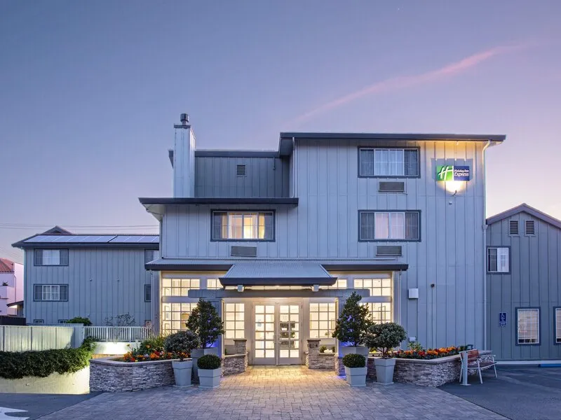 Holiday Inn Express Cannery Row · Anbieterbild von TUI