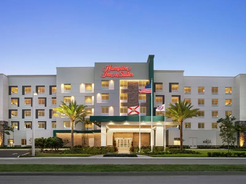 Hampton Inn and Suites by Hilton Miami Kendall · Anbieterbild von TUI