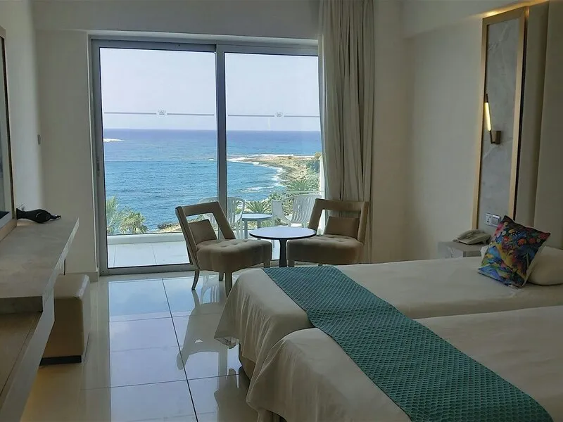 King Evelthon Beach Hotel & Resort · Anbieterbild von TUI