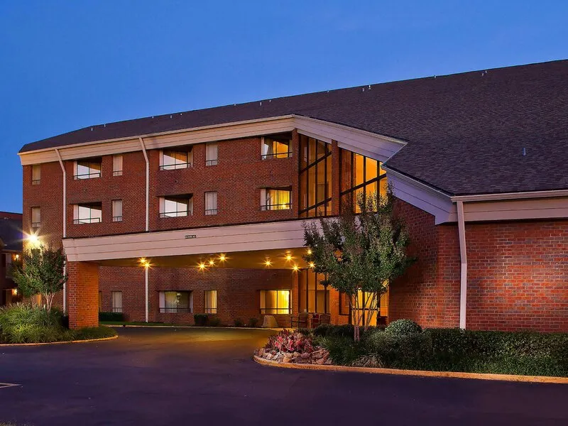 Sonesta Simply Suites Memphis East Poplar Pike · Anbieterbild von TUI