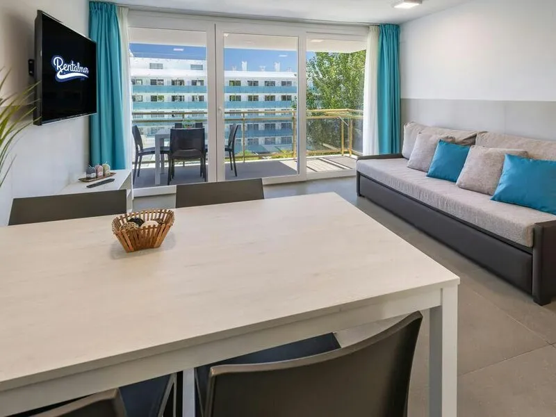 Rentalmar Salou Playa Family Suites & Pool · Anbieterbild von TUI