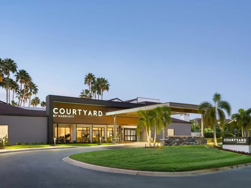 Courtyard St. Petersburg Clearwater · Anbieterbild von TUI