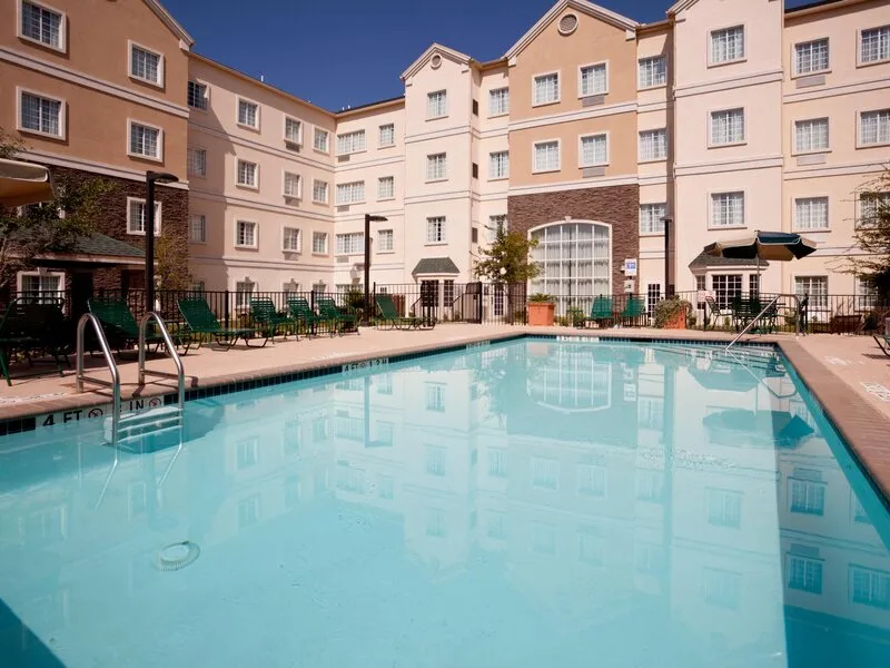 Staybridge Suites Austin Airport · Anbieterbild von TUI