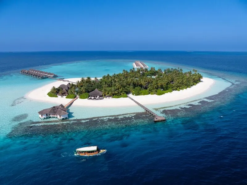 Angaga Island Resort and Spa · Anbieterbild von TUI