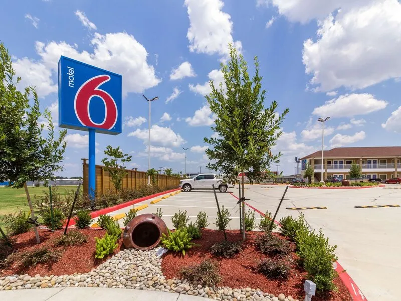 Motel 6 Houston, TX - North · Anbieterbild von TUI
