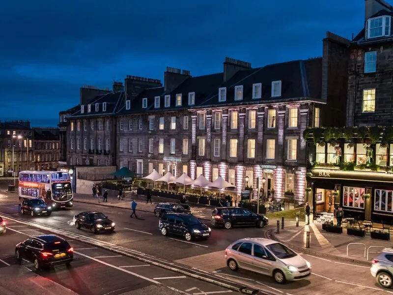 Courtyard Edinburgh · Anbieterbild von TUI