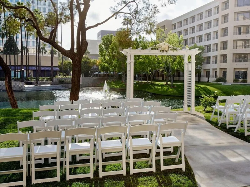 Marriott Suites Costa Mesa · Anbieterbild von TUI