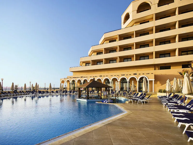 Radisson Blu Resort Malta St. Julian's · Anbieterbild von TUI