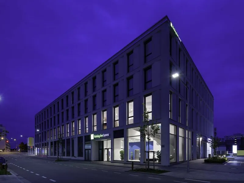 Holiday Inn Express Regensburg · Anbieterbild von TUI