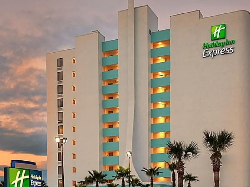 Holiday Inn Express Hotel & Suites Oceanfront Daytona Beach Shores · Anbieterbild von TUI