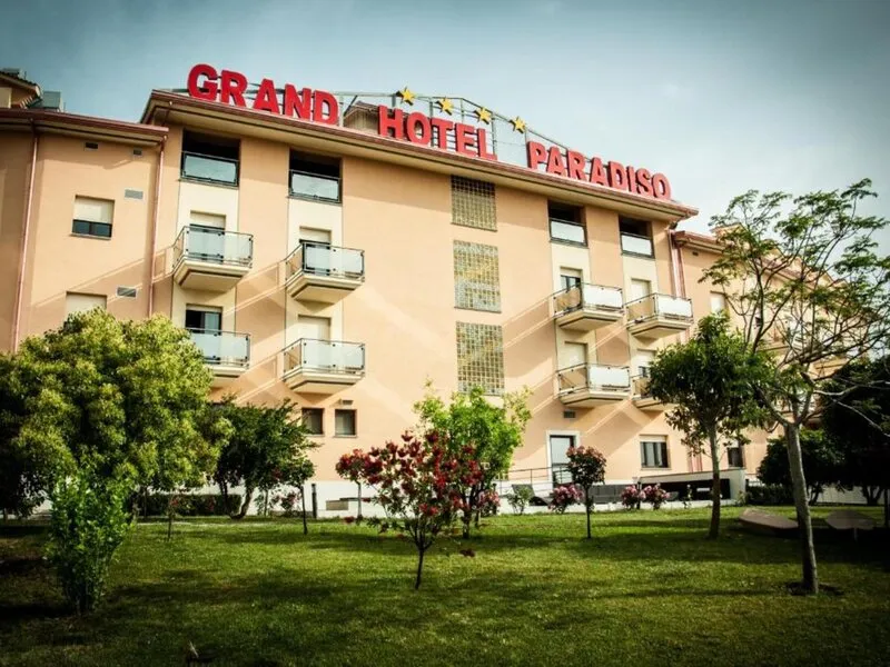Grand Hotel Paradiso · Anbieterbild von TUI