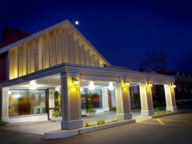 Ramada by Wyndham Seekonk Providence Area · Anbieterbild von TUI
