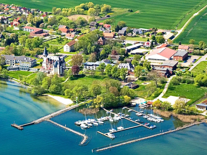 Seehotel Schloss Klink · Anbieterbild von TUI