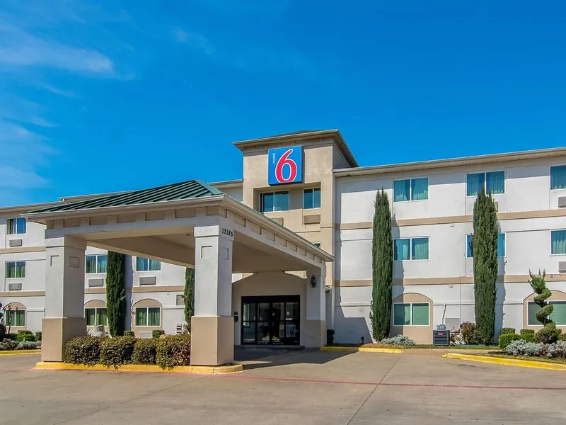 Motel 6 Dallas - North · Anbieterbild von TUI