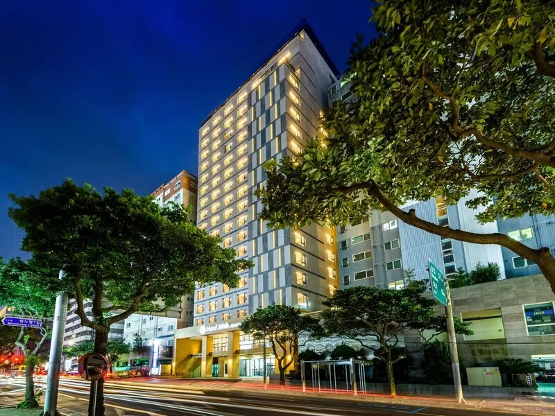 With City Hotel · Anbieterbild von TUI