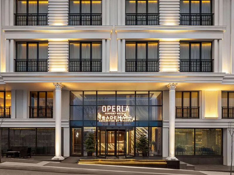 Operla Airport Hotels, Trademark Collection by Wyndham · Anbieterbild von TUI
