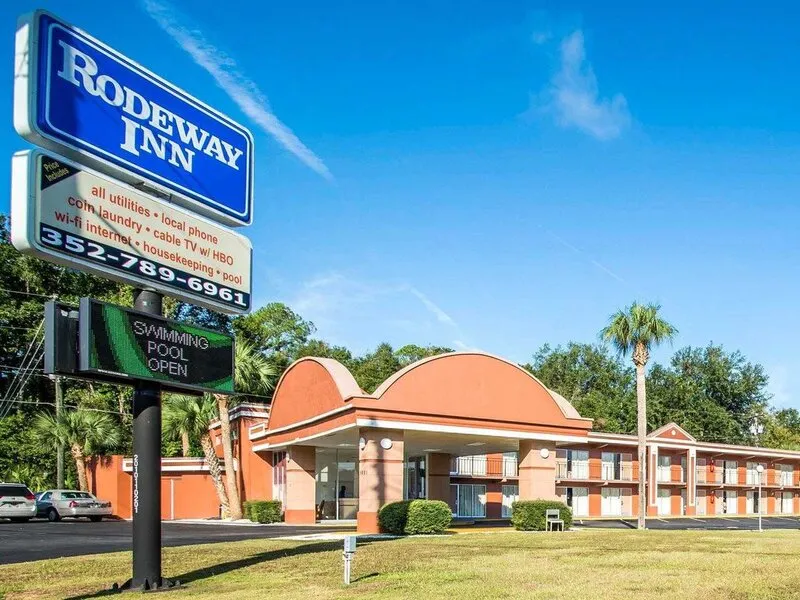 OYO Hotel Mustang Silver Spring FL · Anbieterbild von TUI