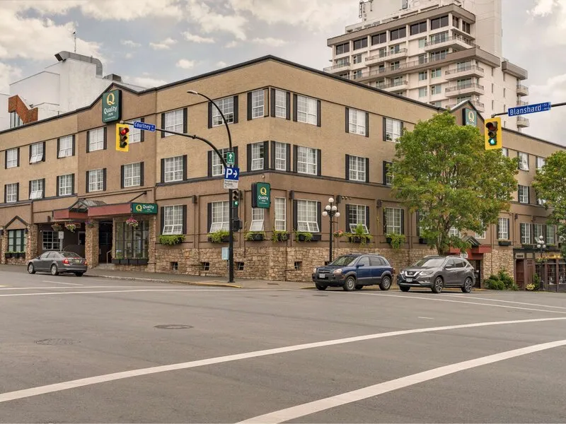 Quality Inn Downtown Inner Harbour · Anbieterbild von TUI
