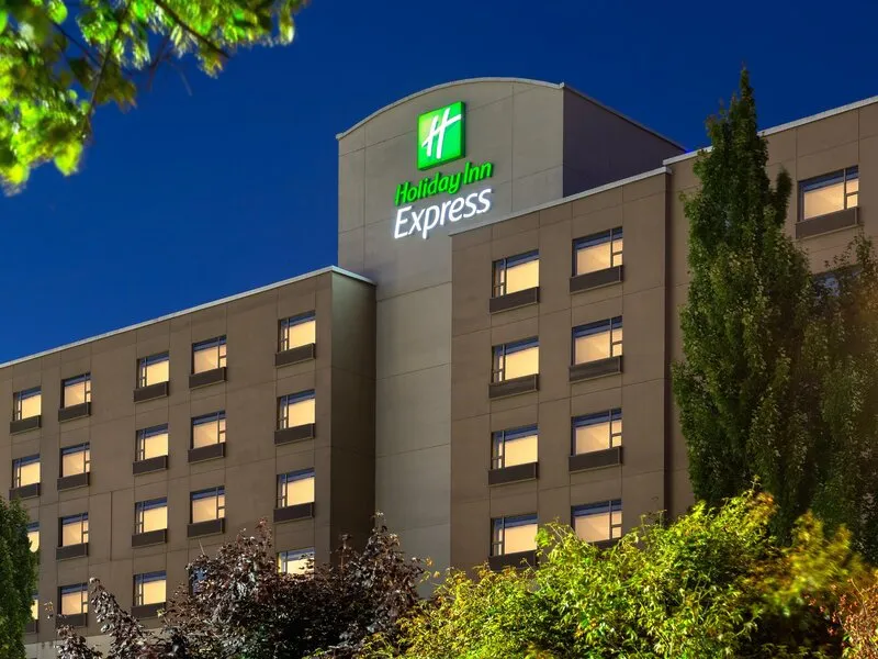 Holiday Inn Express Vancouver Airport · Anbieterbild von TUI