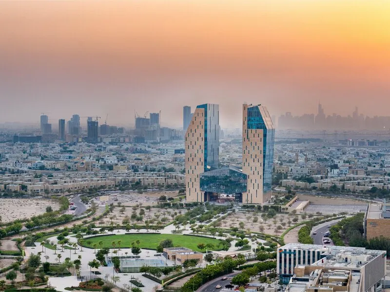 Holiday Inn & Suites Dubai Science Park · Anbieterbild von TUI