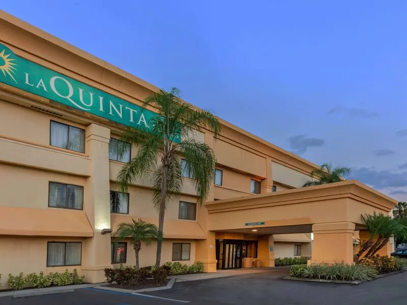 La Quinta Inn & Suites Tampa Brandon West · Anbieterbild von TUI