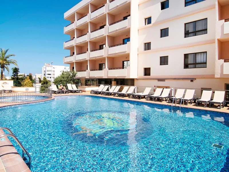 Invisa Hotel La Cala · Anbieterbild von TUI