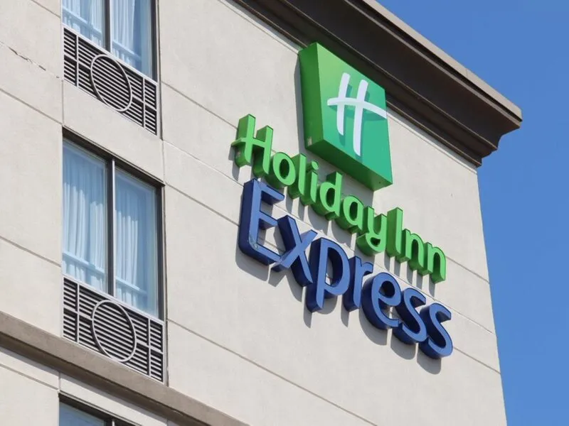 Holiday Inn Express & Suites Huntsville · Anbieterbild von TUI