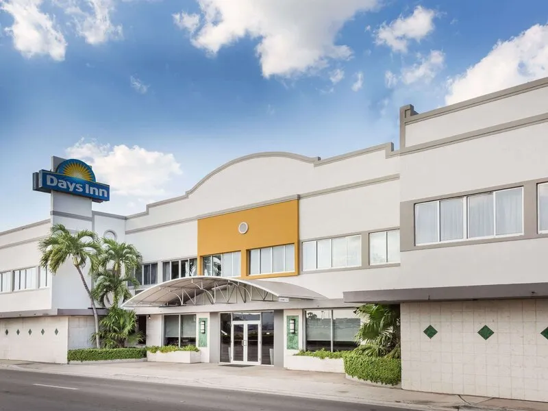 Days Inn by Wyndham Miami Airport North · Anbieterbild von TUI