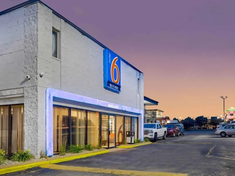 Motel 6 Chicago West Villa Park · Anbieterbild von TUI