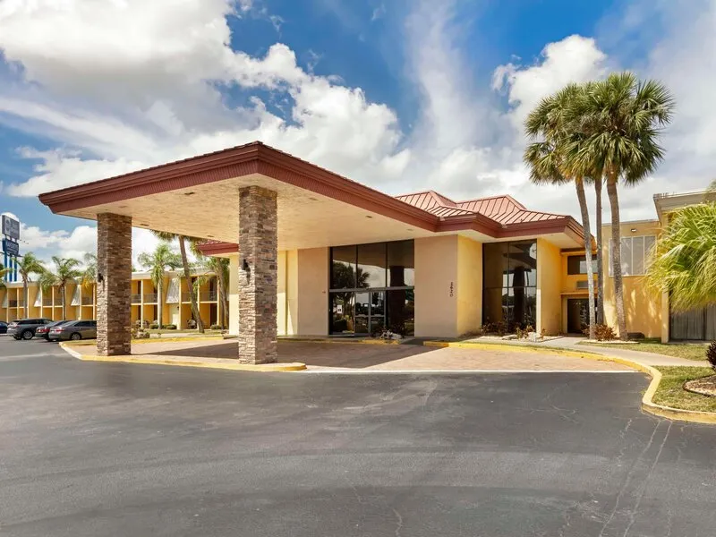 Best Western International Speedway Hotel · Anbieterbild von TUI