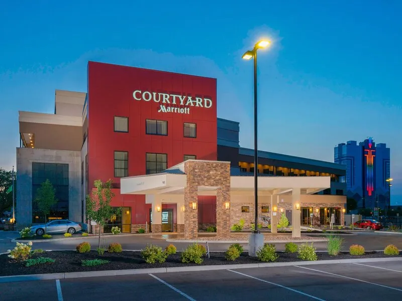 Courtyard Niagara Falls Usa · Anbieterbild von TUI