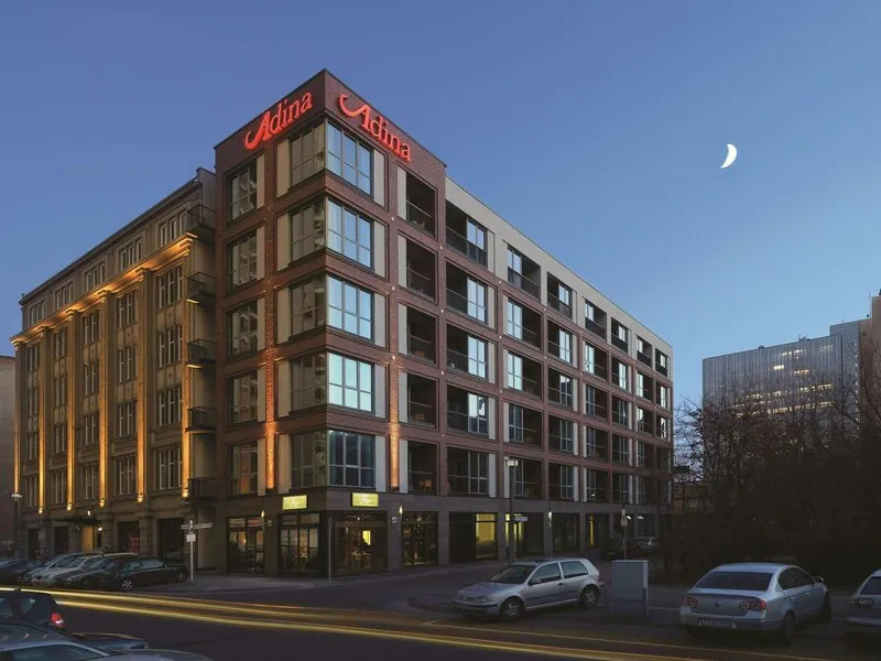 Adina Apartment Hotel Berlin Checkpoint Charlie · Anbieterbild von TUI