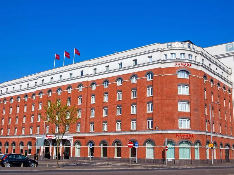Ramada by Wyndham Belfast City Centre · Anbieterbild von TUI