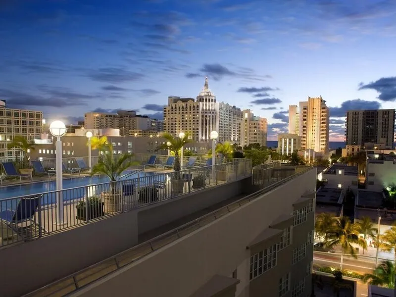 Courtyard Miami Beach - South Beach · Anbieterbild von TUI