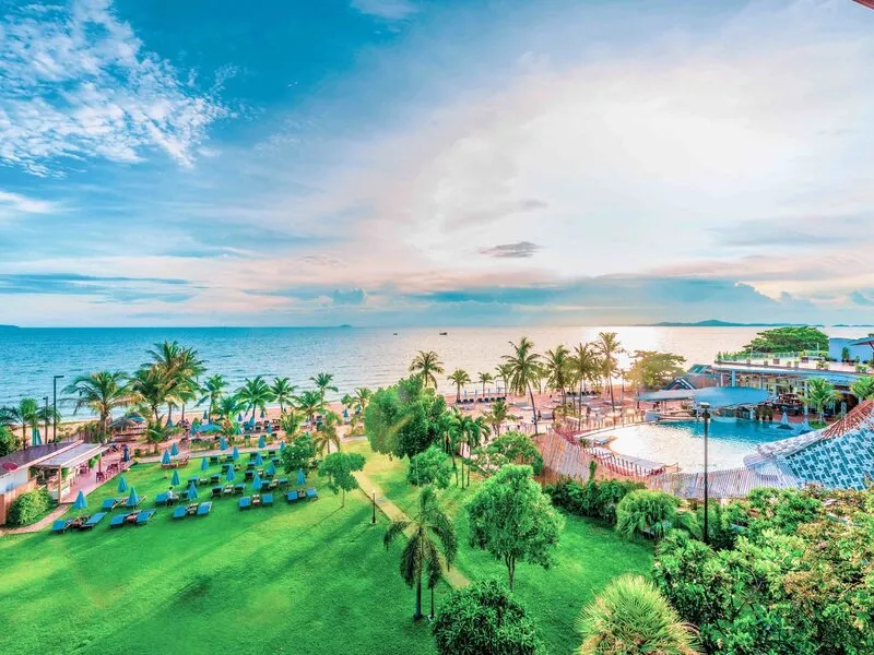 Pinnacle Grand Jomtien Resort and Beach Club · Anbieterbild von TUI