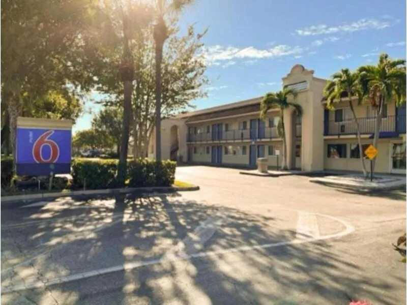 Motel 6 Riviera Beach, FL · Anbieterbild von TUI