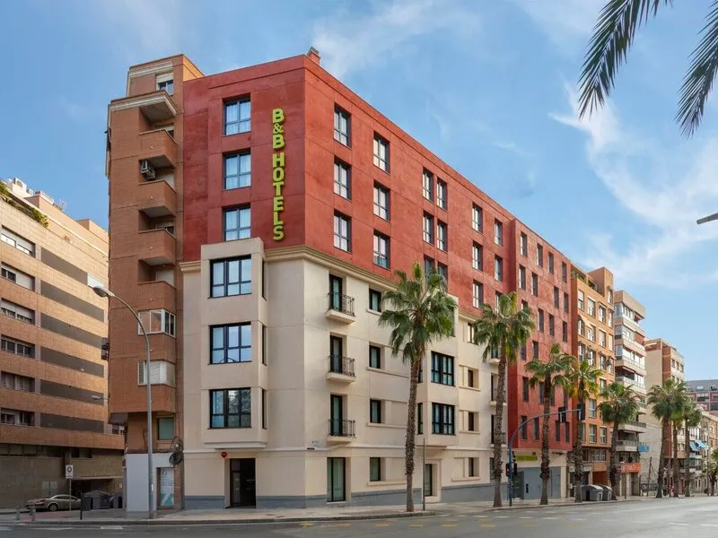B&B Hotel Alicante Centro · Anbieterbild von TUI