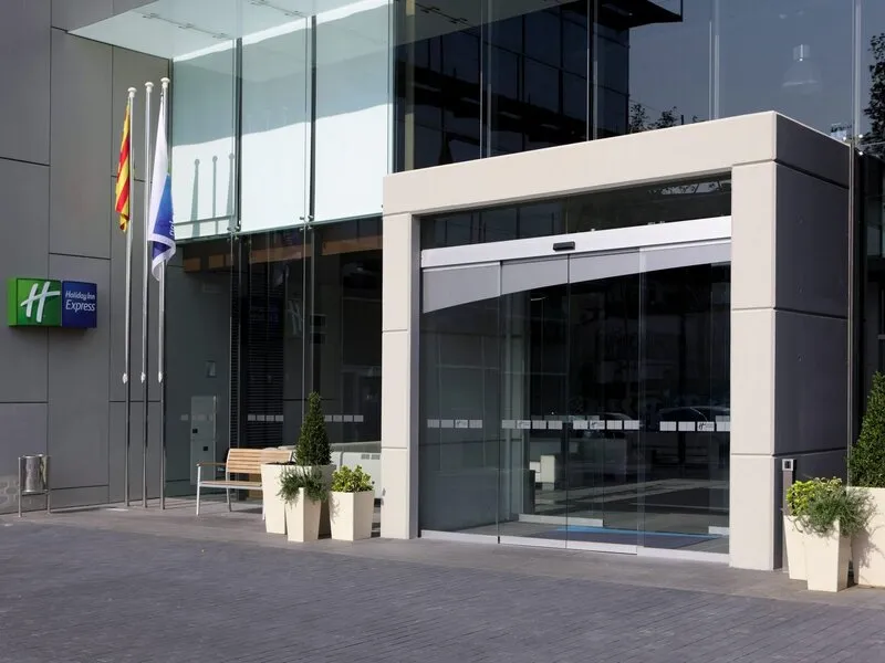 Holiday Inn Express Barcelona City - 22 · Anbieterbild von TUI
