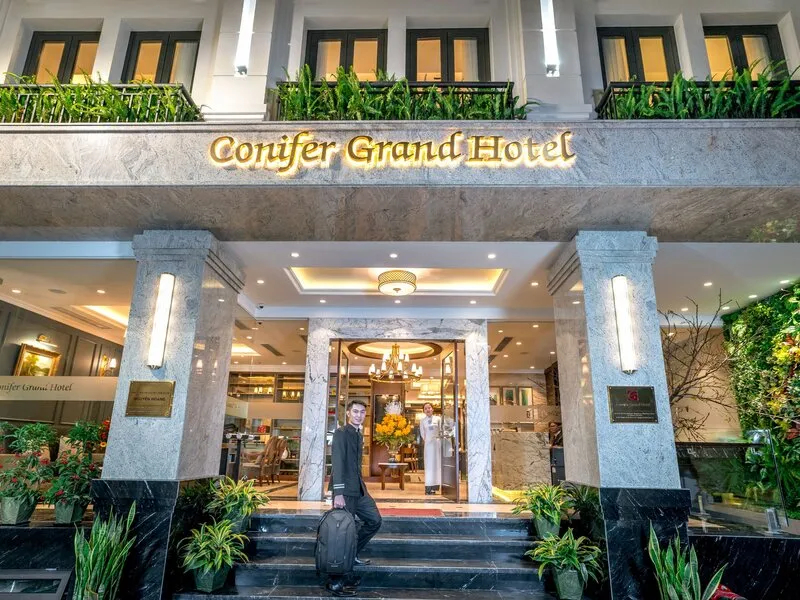 Conifer Grand Hotel · Anbieterbild von TUI