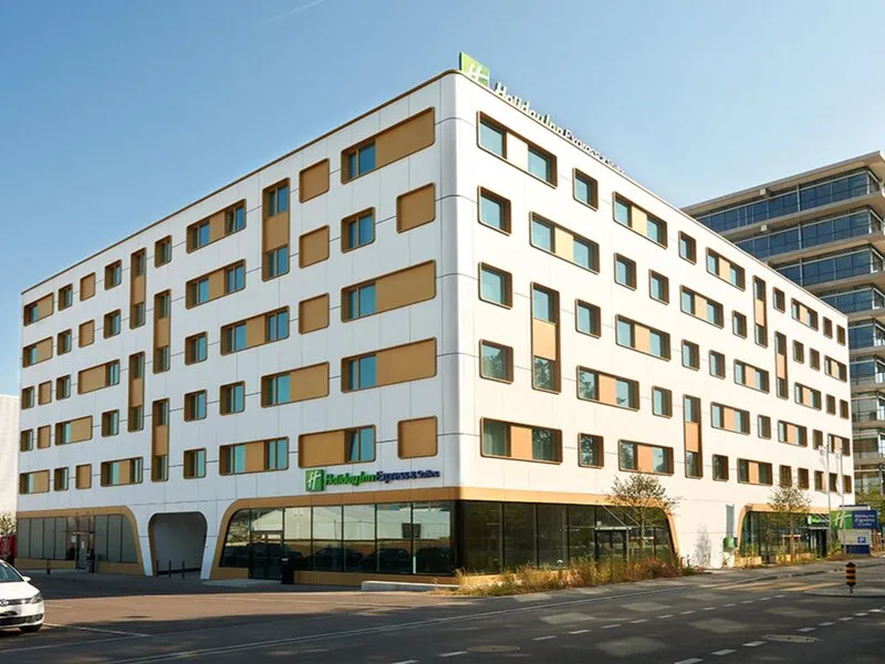 Holiday Inn Express & Suites Basel - Allschwil · Anbieterbild von TUI