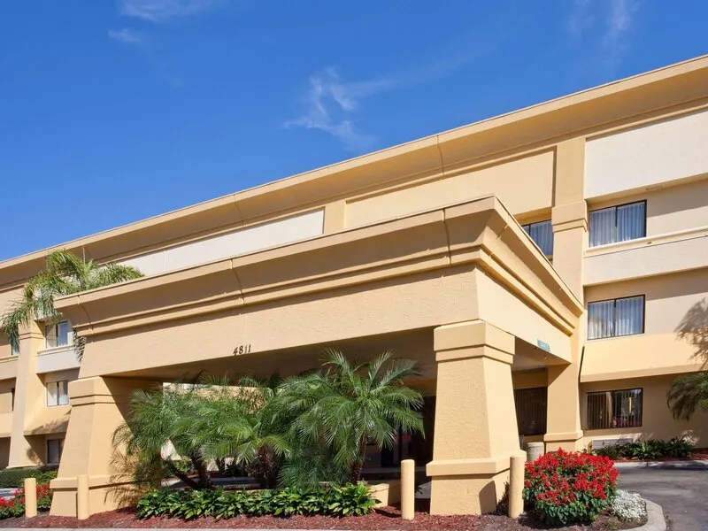 La Quinta Inn & Suites by Wyndham Tampa Fairgrounds - Casino · Anbieterbild von TUI