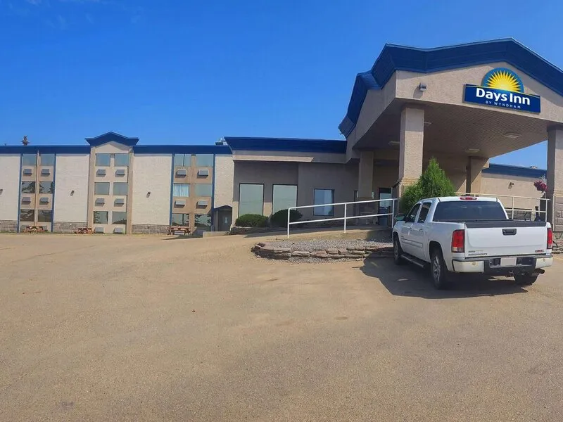 Days Inn by Wyndham Drayton Valley · Anbieterbild von TUI