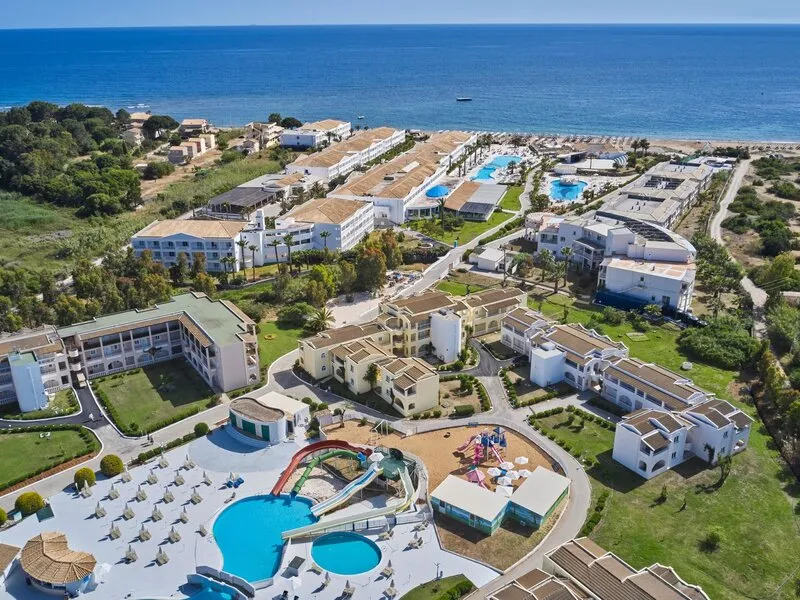 Sandy Beach Resort · Anbieterbild von TUI