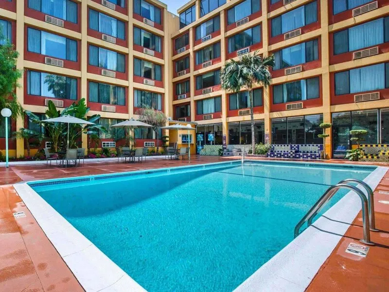 Quality Inn & Suites Montebello - Los Angeles · Anbieterbild von TUI