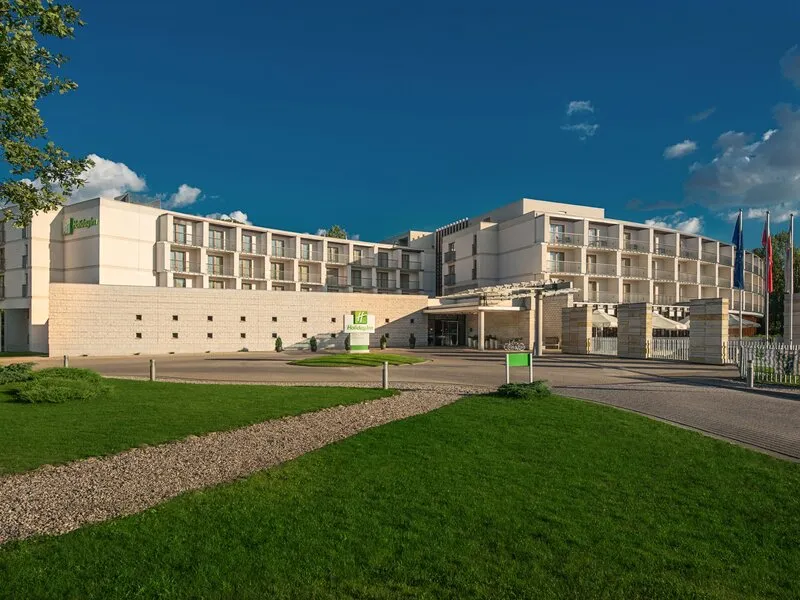 Holiday Inn Warschau Josefow · Anbieterbild von TUI