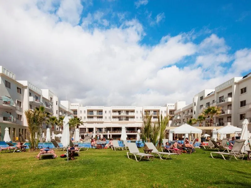Capital Coast Resort & Spa · Anbieterbild von TUI