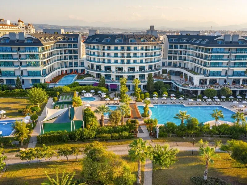 Hotel Commodore Elite Suites Spa · Anbieterbild von TUI