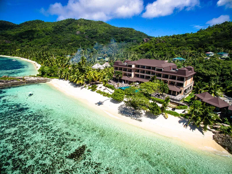 DoubleTree by Hilton Seychelles - Allamanda Resort & Spa · Anbieterbild von TUI